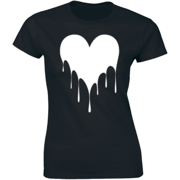Half It Tops - Drippin Melting Heart Graphic Love Hipster T-shirt Half It Tops - Drippin Melting Heart Graphic Love Hipster T-shirt